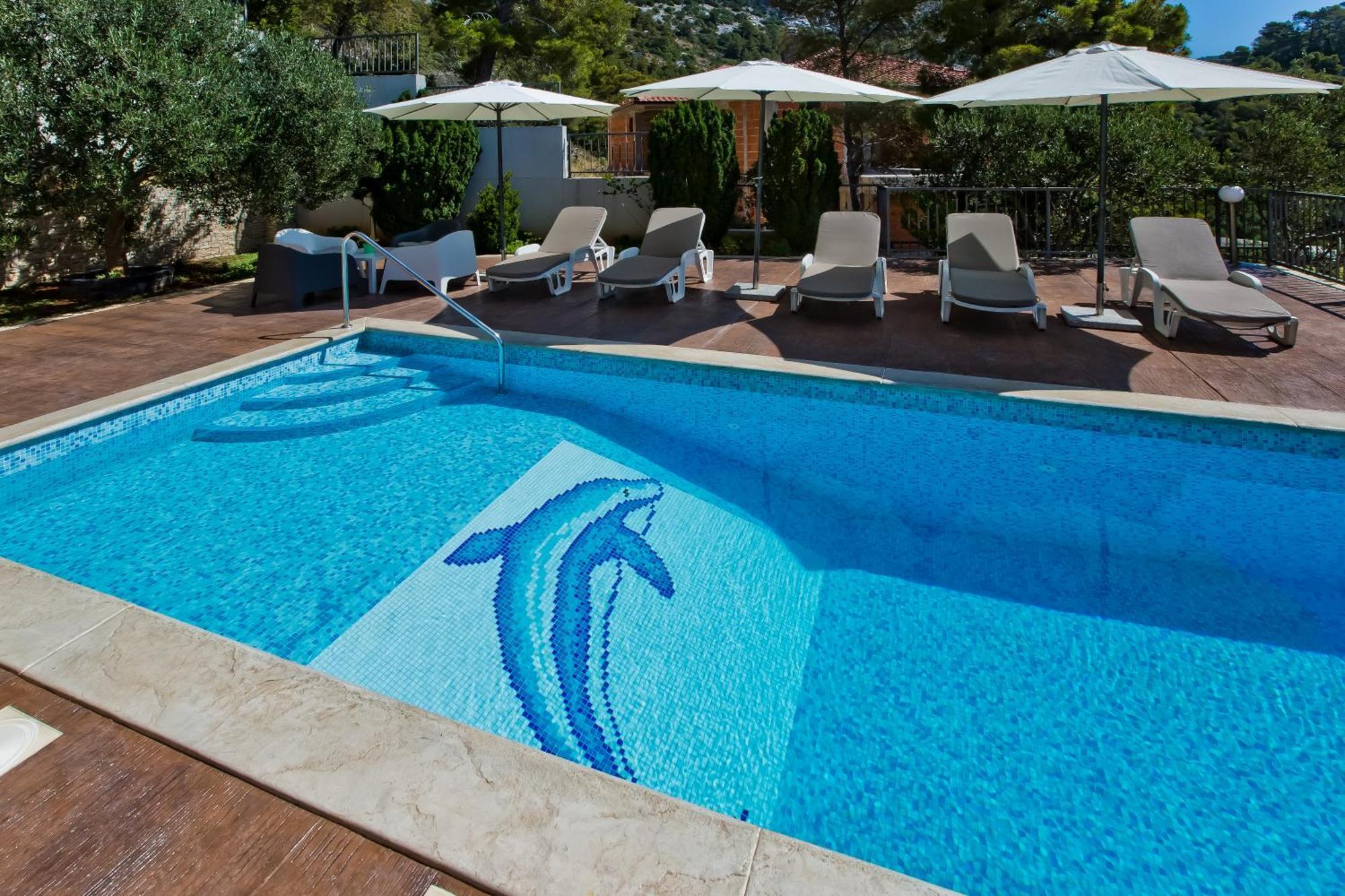 Luxurious Apartments Maslina With Beach Milna  Exterior photo